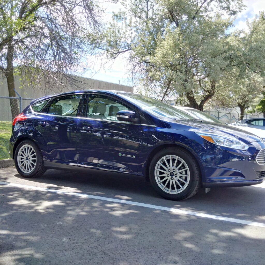 2016 Ford Focus Electric in Kona Blue