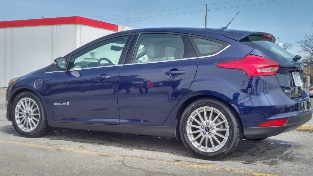 2016 Ford Focus Electric in Kona Blue