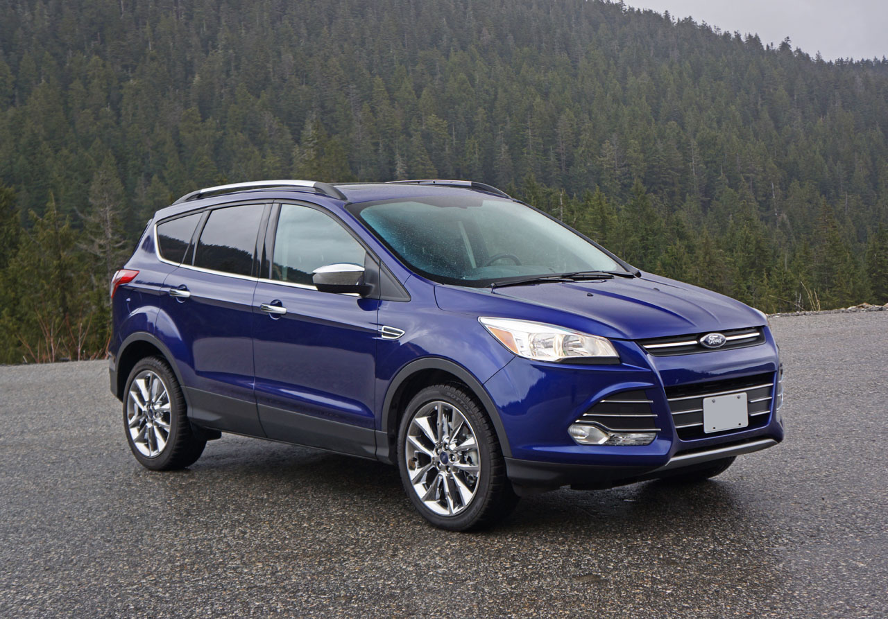 Отзывы форд куга 1.6. Форд Эскейп 2015. Ford Escape 2015 1.6. Ford Kuga 1.6 ECOBOOST. Ford Escape 2016.