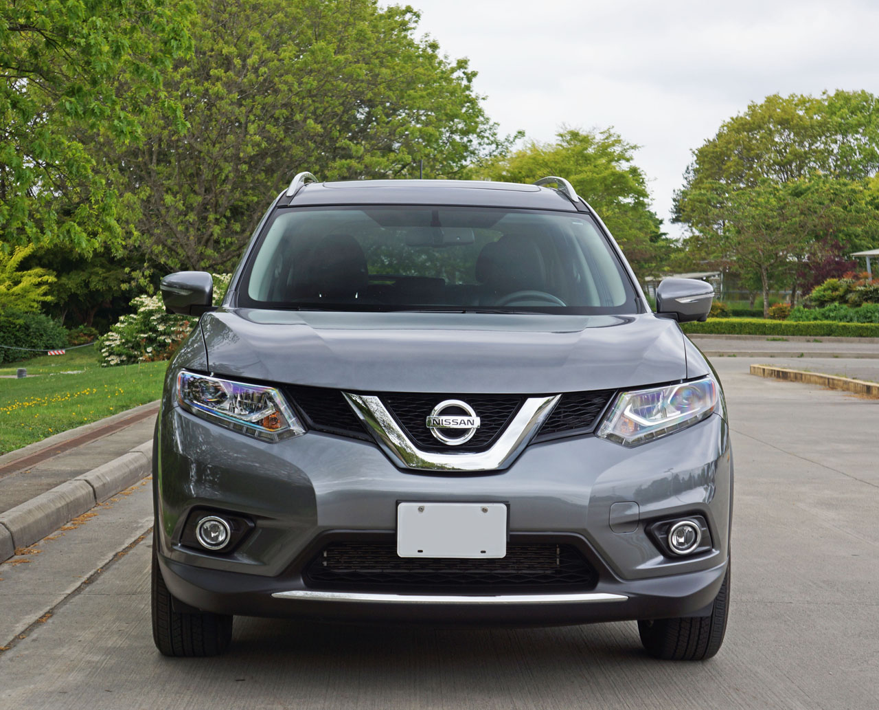 2015 Nissan Rogue SL AWD Road Test Review | The Car Magazine