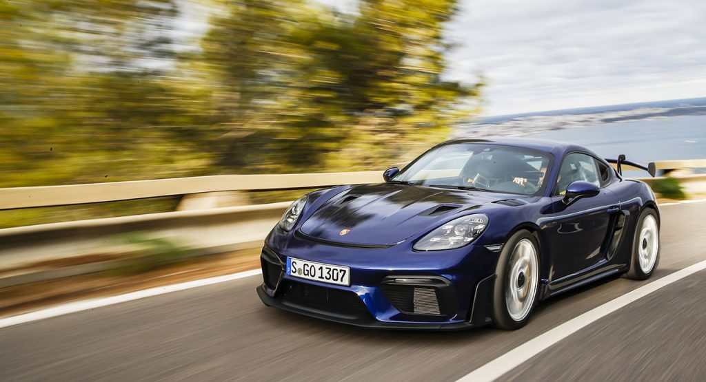 2022 Porsche 718 Cayman GT4 RS