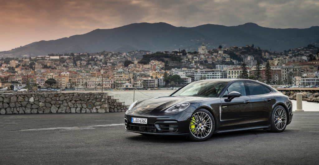 2022 Porsche Panamera 4 E-Hybrid