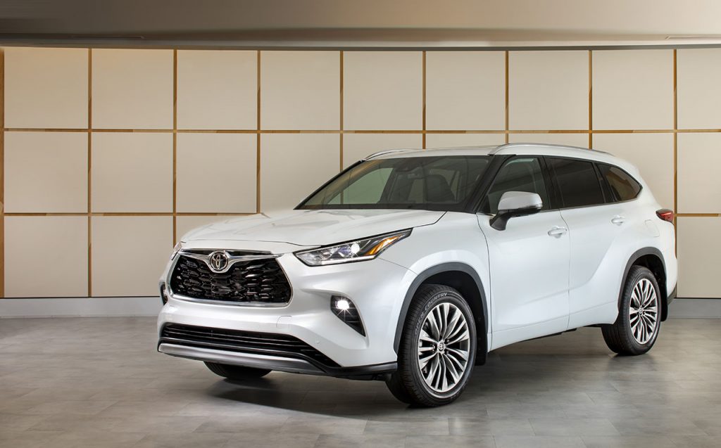 The 2023 Toyota Highlander in the studio.