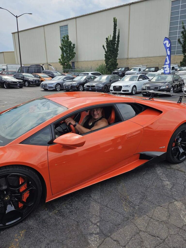 Dan Giancola with the Lamborghini Huracán