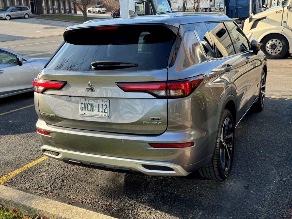 2024 Mitsubishi Outlander PHEV - Rear