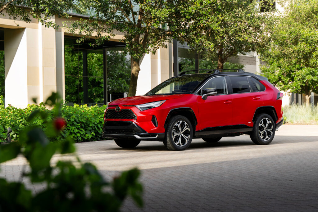 2025 Toyota RAV4 PHEV XSE Supersonic Red