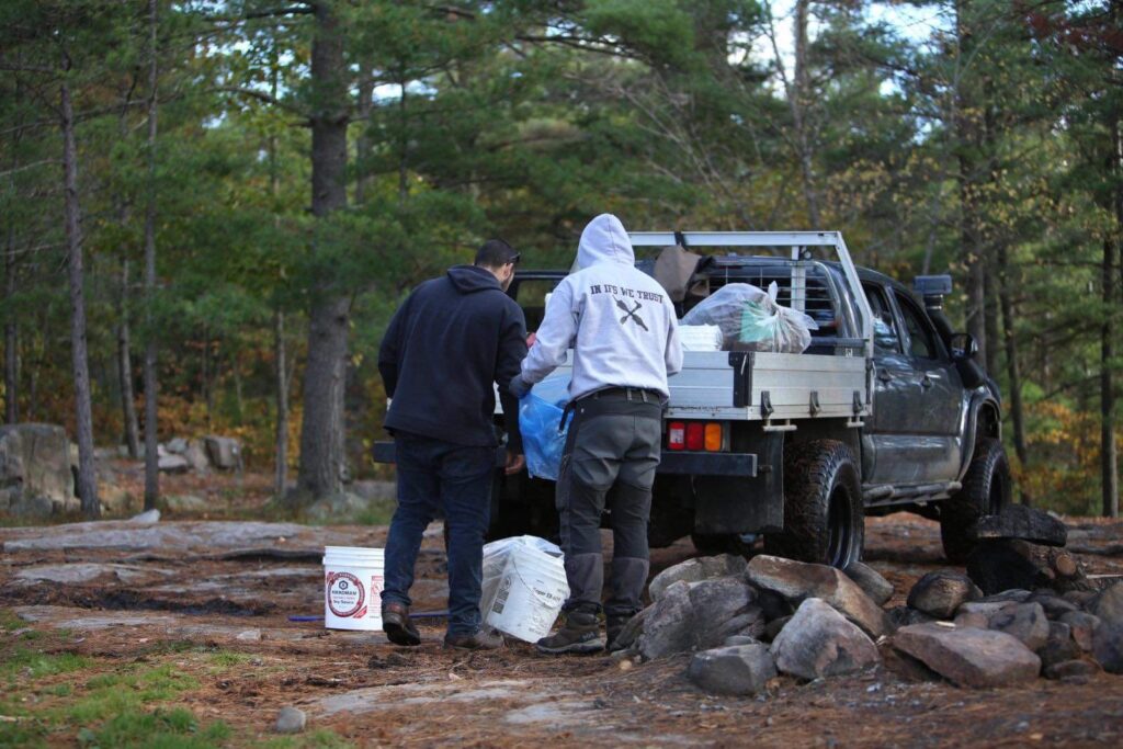 Garbage Cleanup By Southern Ontario Toyoda Enthusiasts Club Members