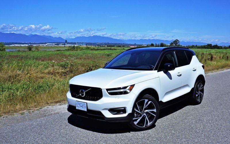 2019 Volvo XC40 T5 AWD R-Design