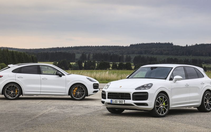 2021 Porsche Cayenne E-Hybrid and Turbo S E-Hybrid