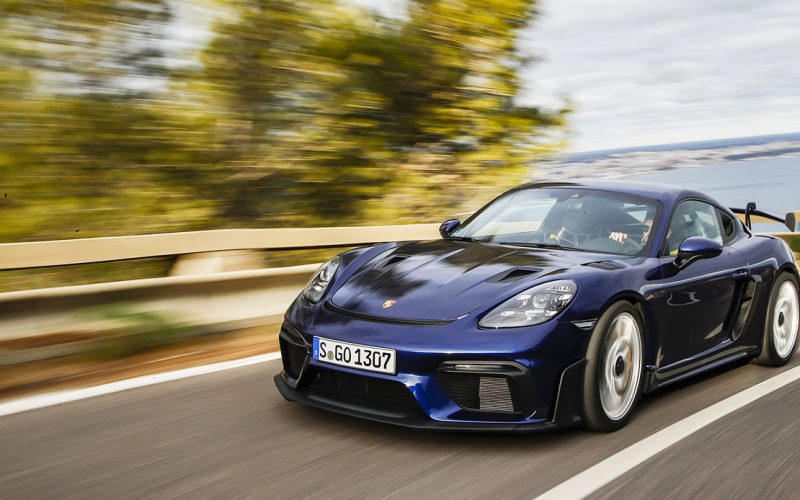 2022 Porsche 718 Cayman GT4 RS