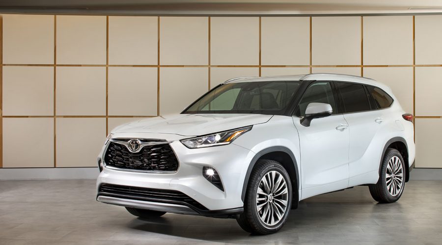 The 2023 Toyota Highlander in the studio.